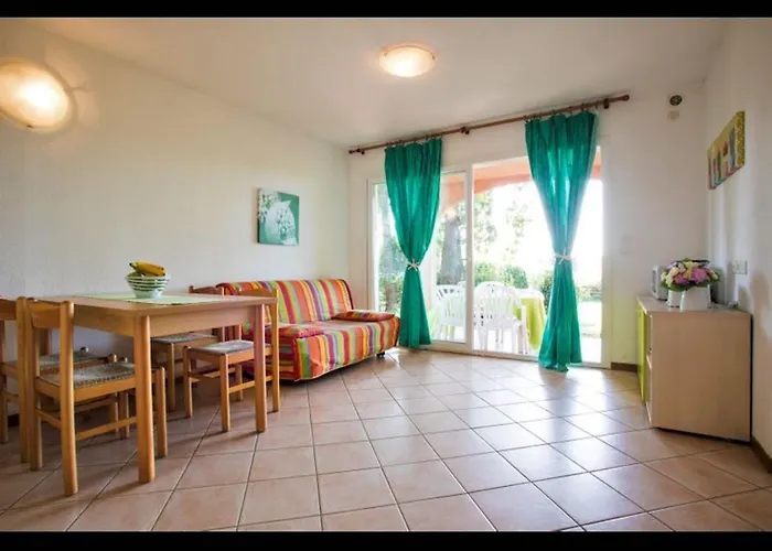 Four - 150 M From The Apartman *