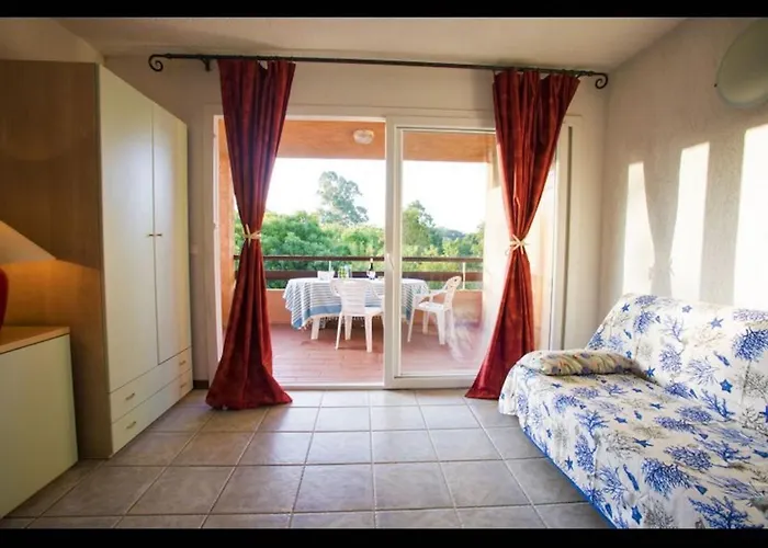 Four - 150 M From The Apartman *