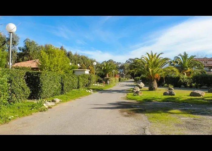 Four - 150 M From The Apartman *