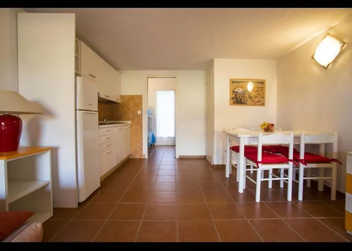 Four - 150 M From The Apartman *