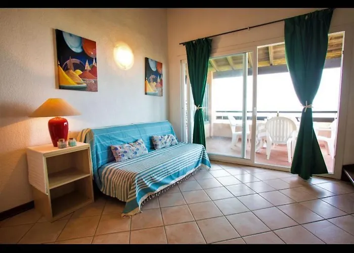 Four - 150 M From The Apartman *