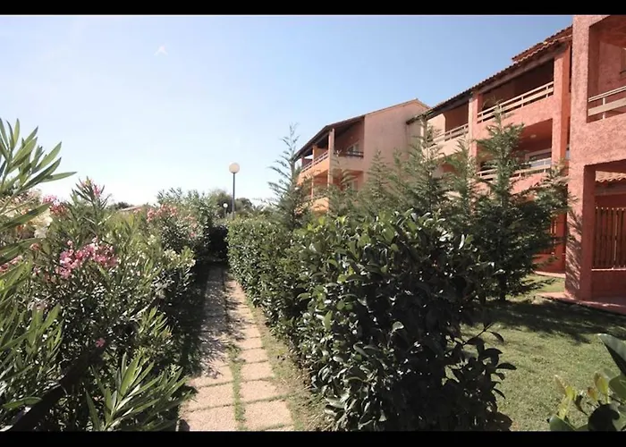 Four - 150 M From The * Ghisonaccia