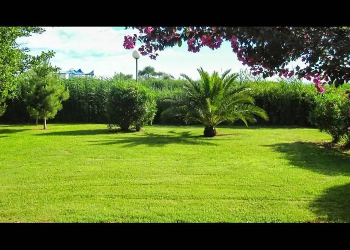 Apartman Four - 150 M From The *